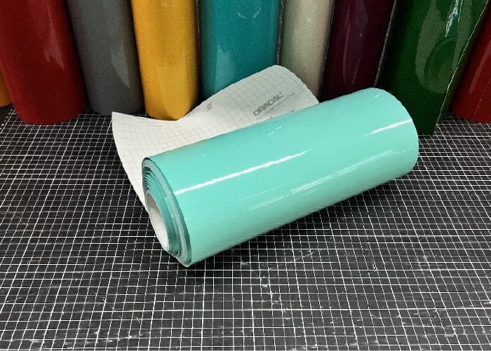ORACAL 751C-055 Mint glänzend, 30,5 x 150 cm